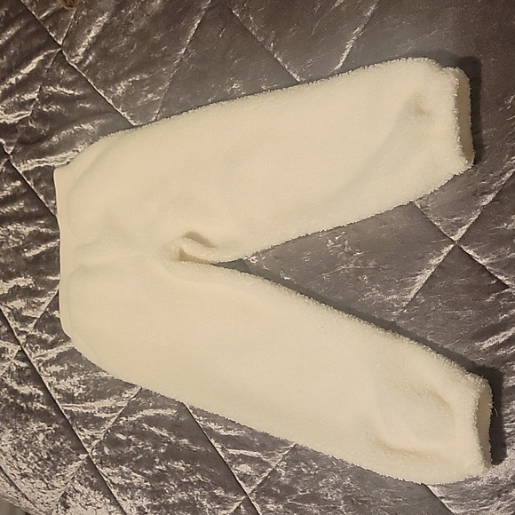 Girl's Pants - Picture 4 of 4